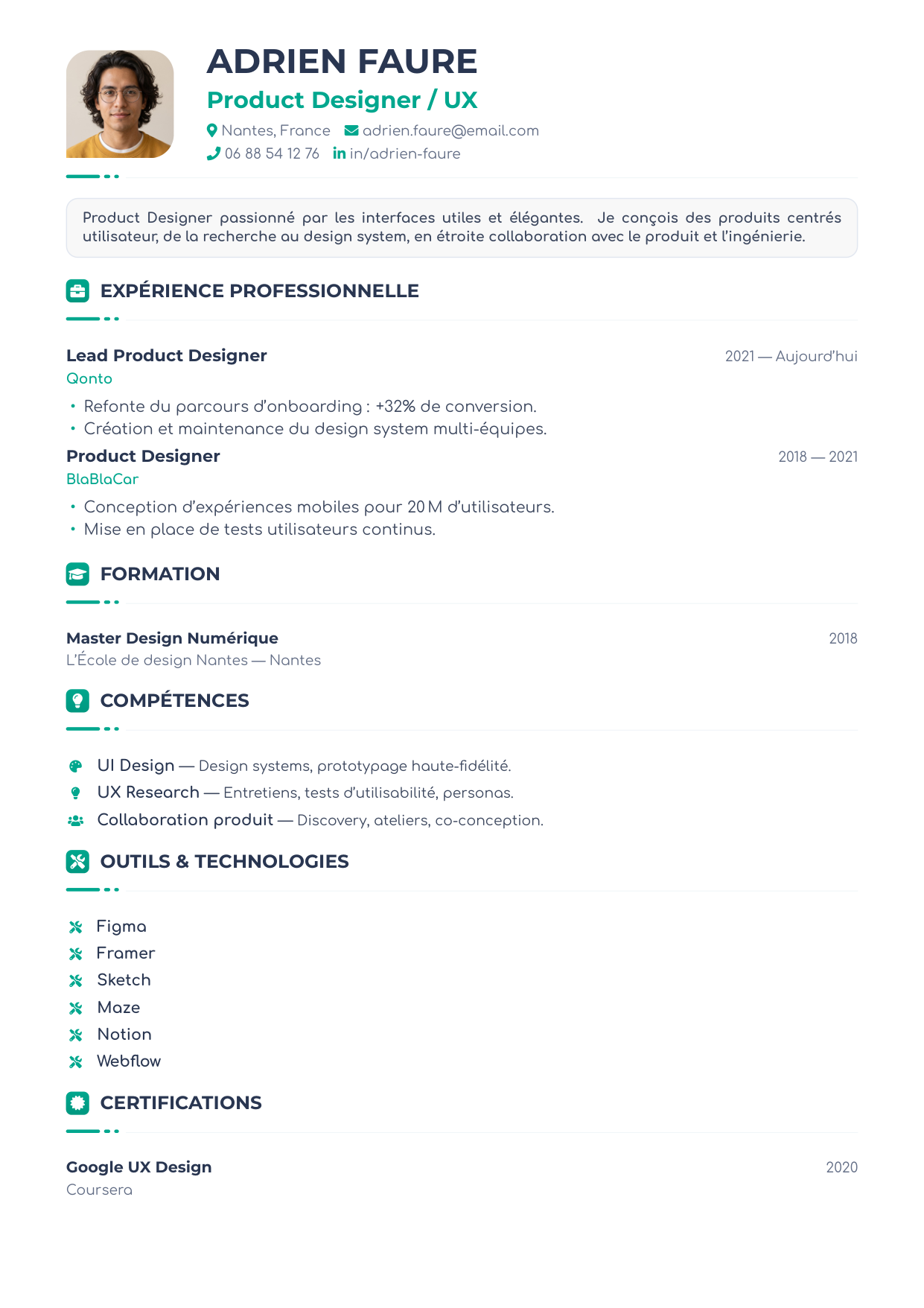 Aperçu du template de CV ECIL@cvgator — charte CVGator avec badges de rubriques émeraude