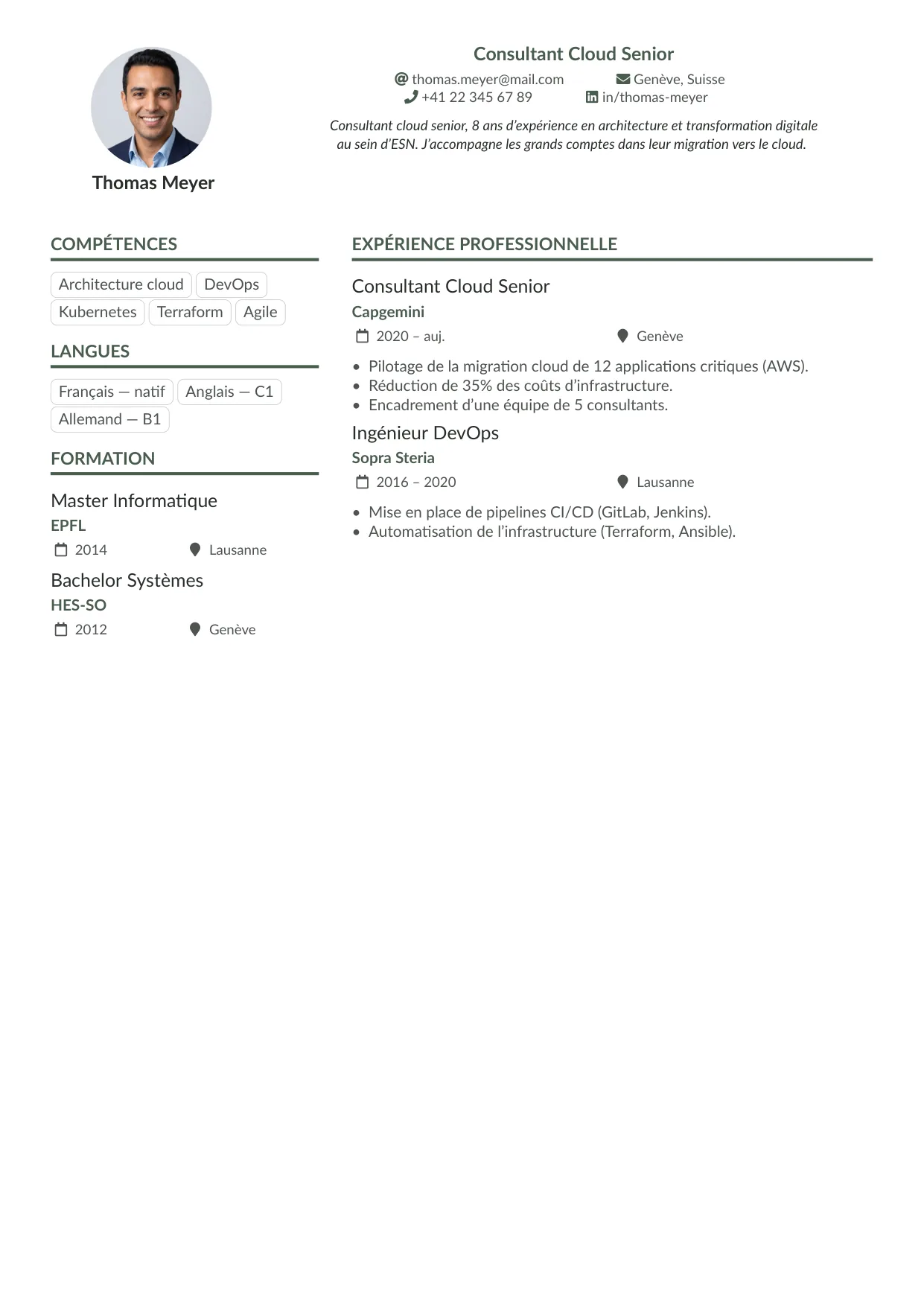 Aperçu du template de CV Consultant Sauge — déclinaison sauge de CV Consultant ESN