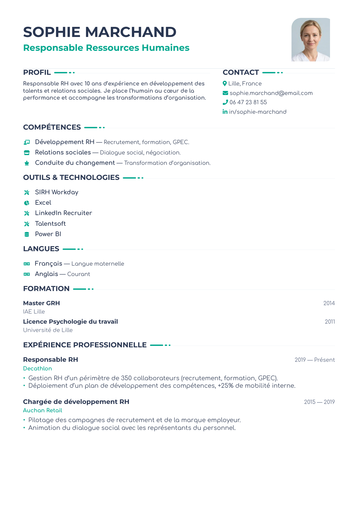 CV Étudiant — aperçu du modèle de CV, exemple fictif avec portrait généré par IA